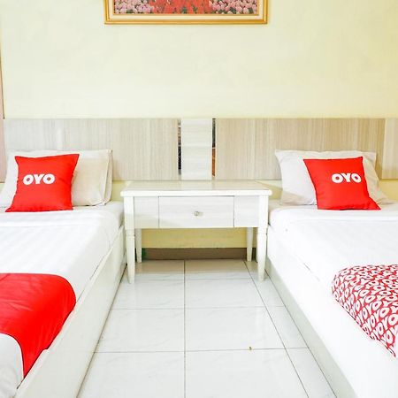 Oyo 2085 Chrysanta Hotel Bandung Exteriör bild