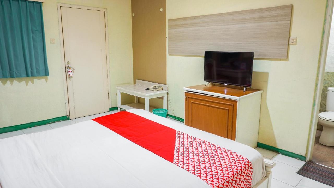Oyo 2085 Chrysanta Hotel Bandung Exteriör bild