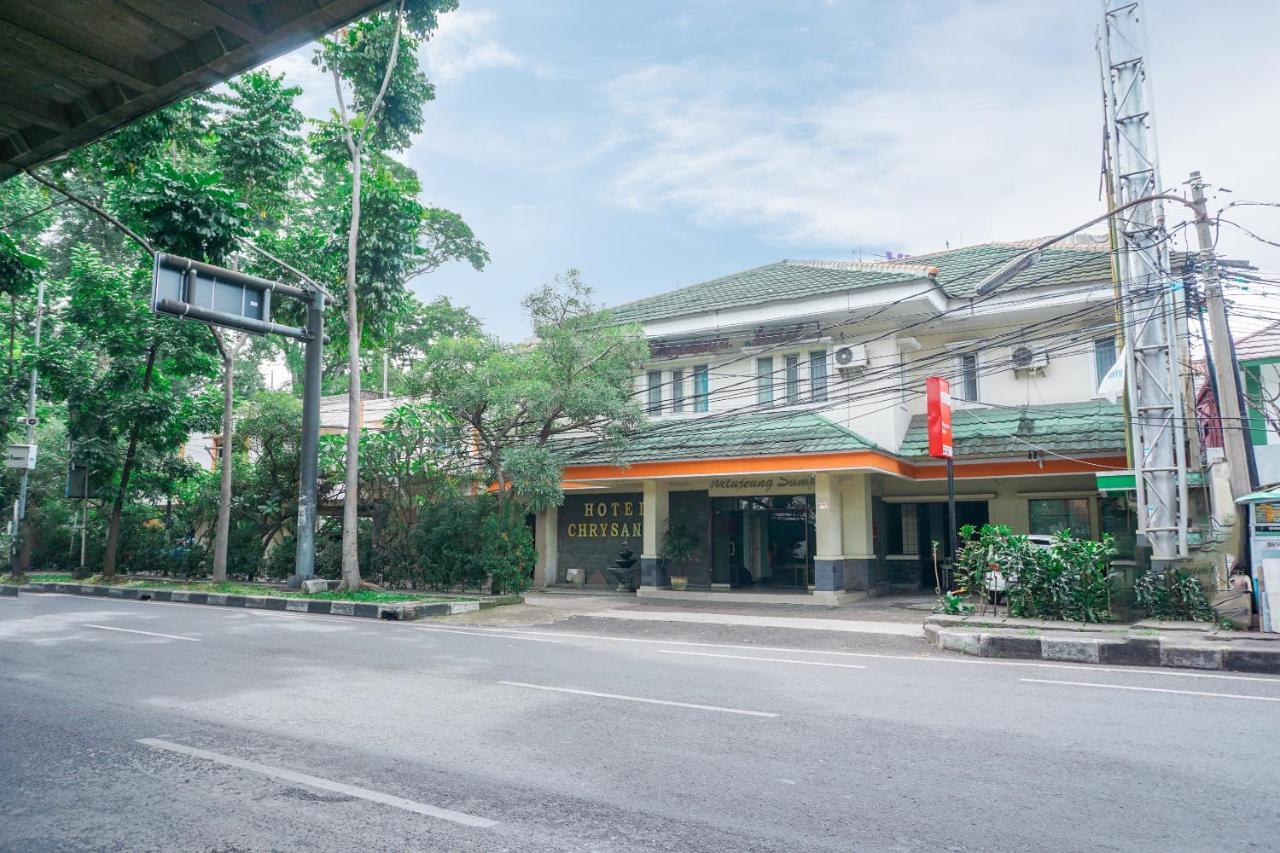 Oyo 2085 Chrysanta Hotel Bandung Exteriör bild