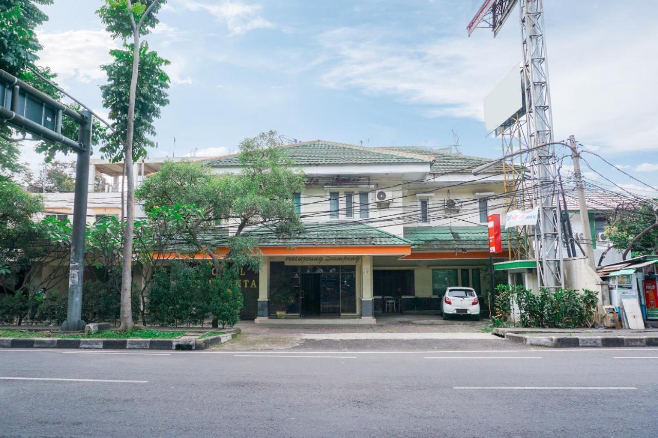 Oyo 2085 Chrysanta Hotel Bandung Exteriör bild