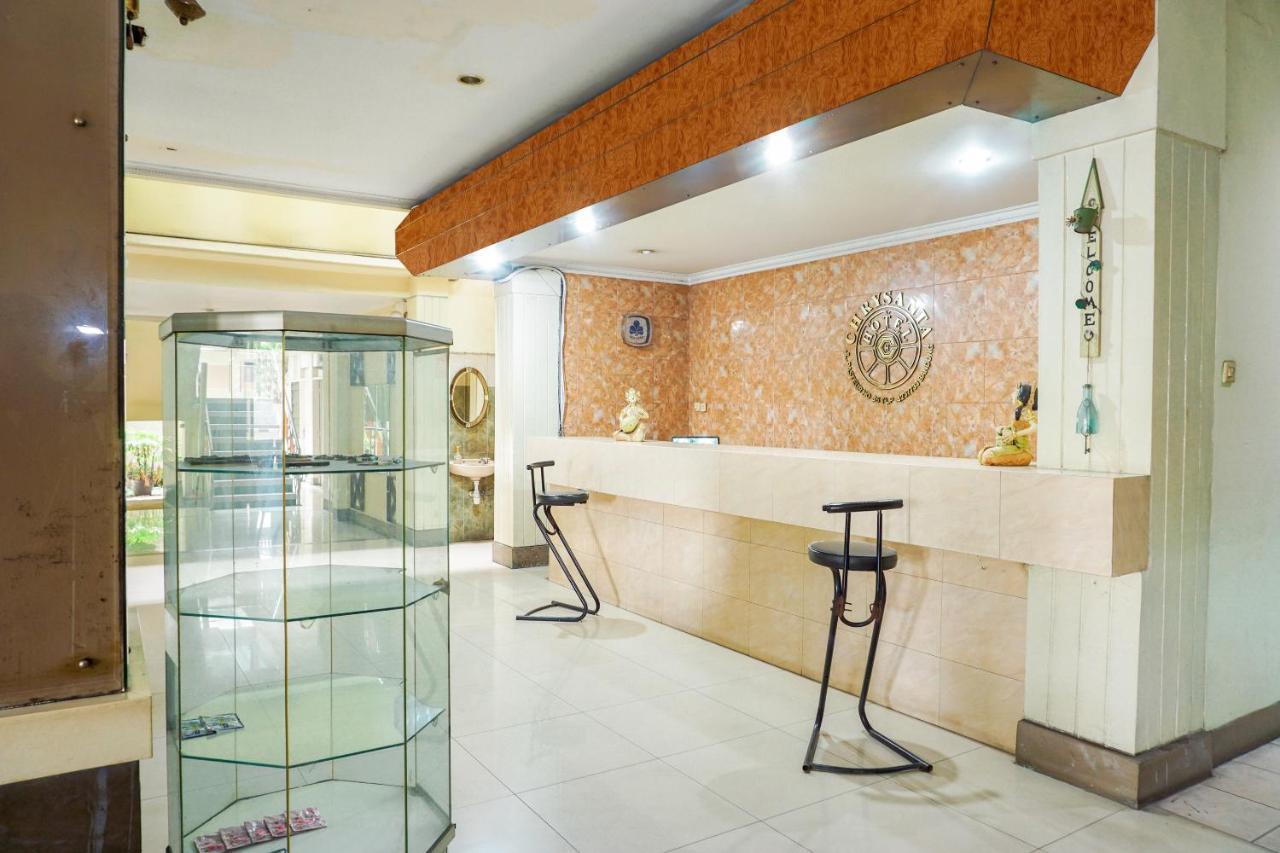 Oyo 2085 Chrysanta Hotel Bandung Exteriör bild
