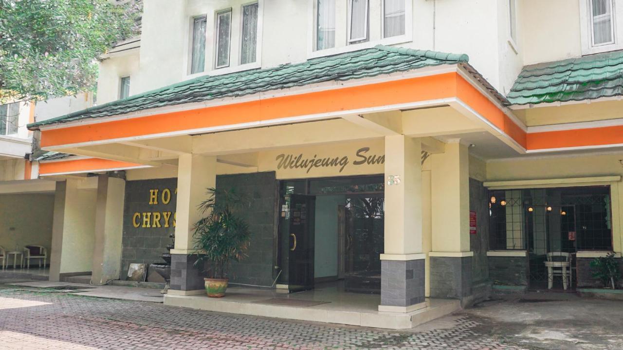 Oyo 2085 Chrysanta Hotel Bandung Exteriör bild